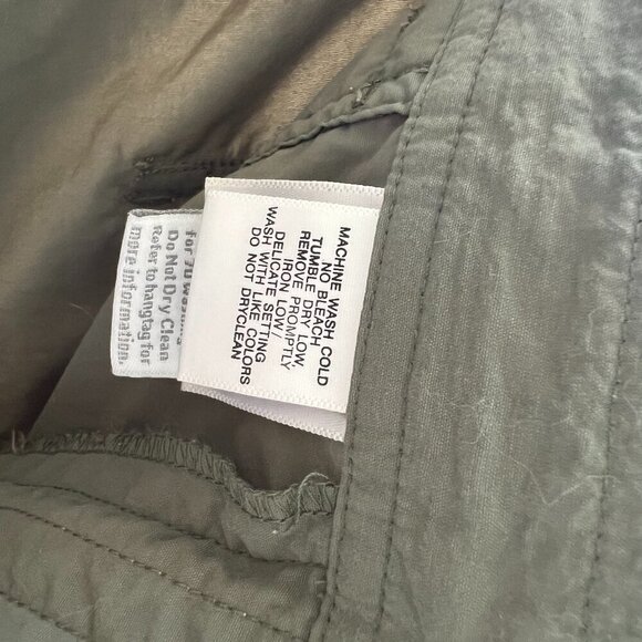 Women’s ExOfficio Insect Shield Hiking Pants Zip Off Shorts Army Green Small 6-8 - Picture 7 of 13